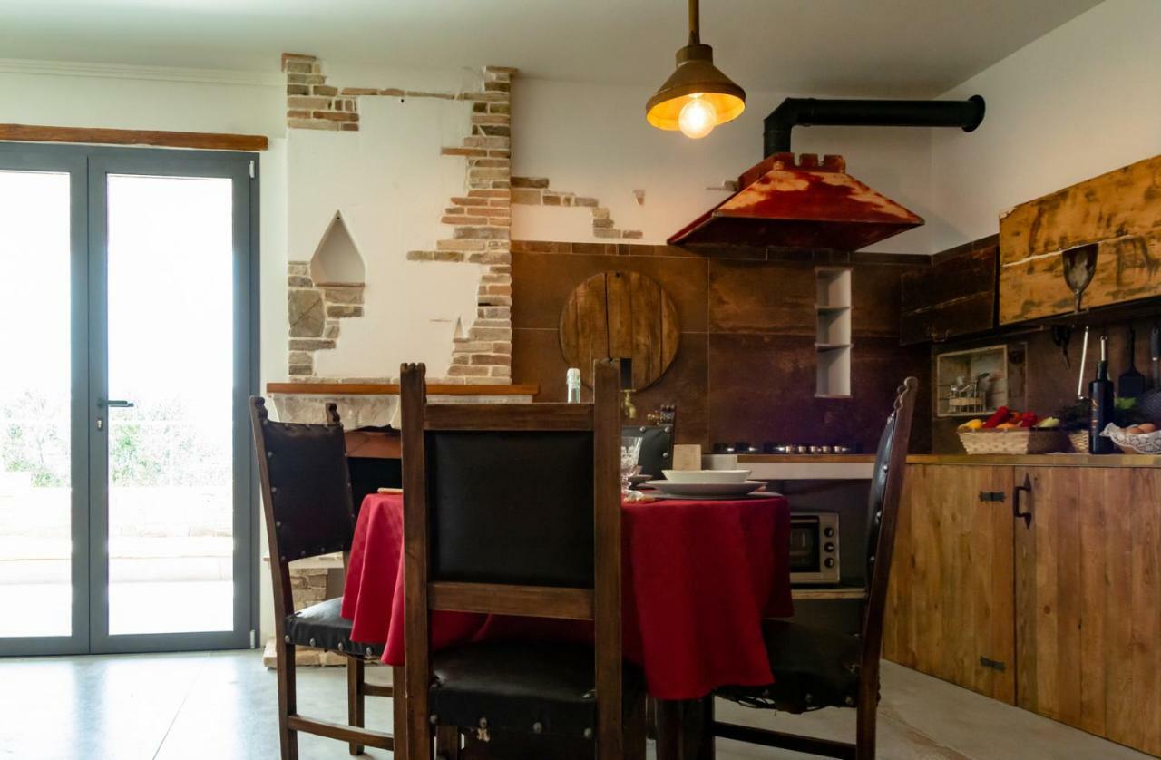 Agriturismo Colline Morghetta Isolabona ภายนอก รูปภาพ