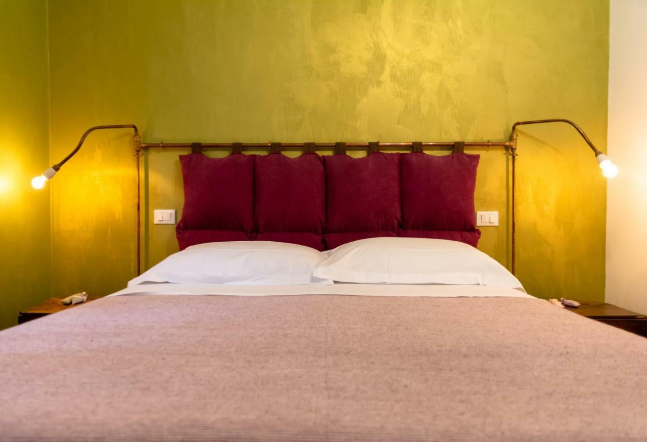 Agriturismo Colline Morghetta Isolabona ภายนอก รูปภาพ